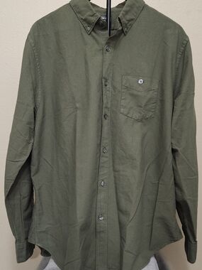 Todd Snyder Olive Green Casual Button-Down Shirt with Chest Pocket